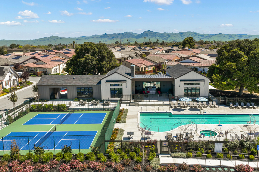 Resort Style Living - Amenities Resort Style Living - Amenities